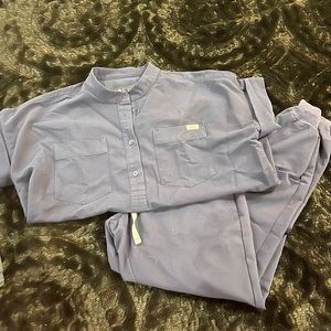 Figs scrubs